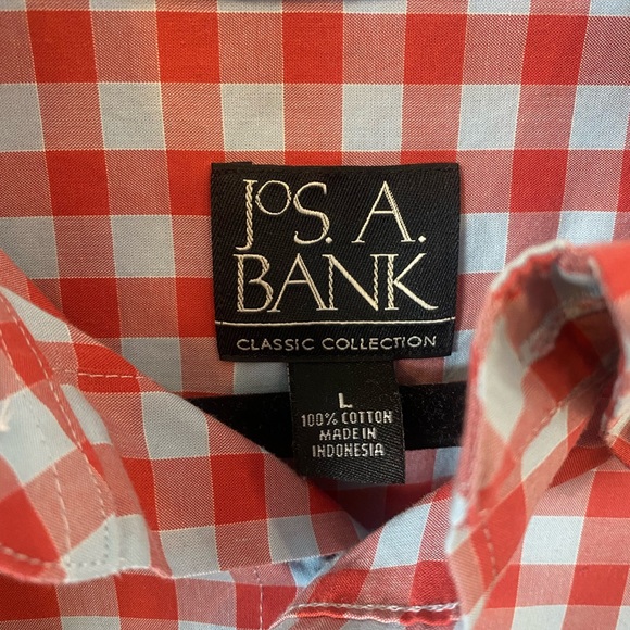 Jos. A. Bank sustainable checkered button
down shirt - Picture 3 of 4